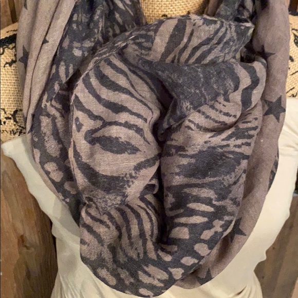 Infinity Scarf - Picture 2 of 3